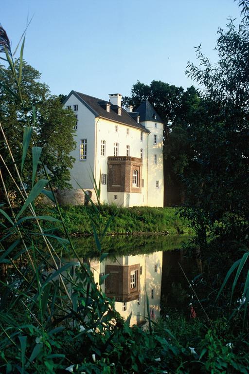 Burg Boetzelaer Hotel Kalkar Exterior foto